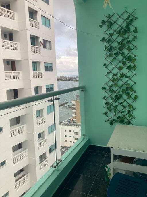 Apartamento 1804 Cartagena Bocagrande hermosa vista a 1 cuadra de la playa Apartment in Cartagena