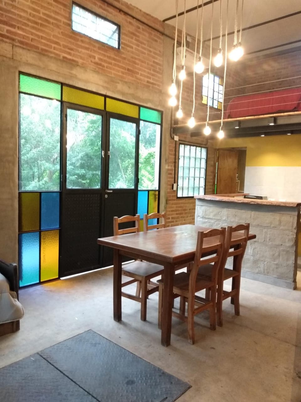 Seating area, Dining area