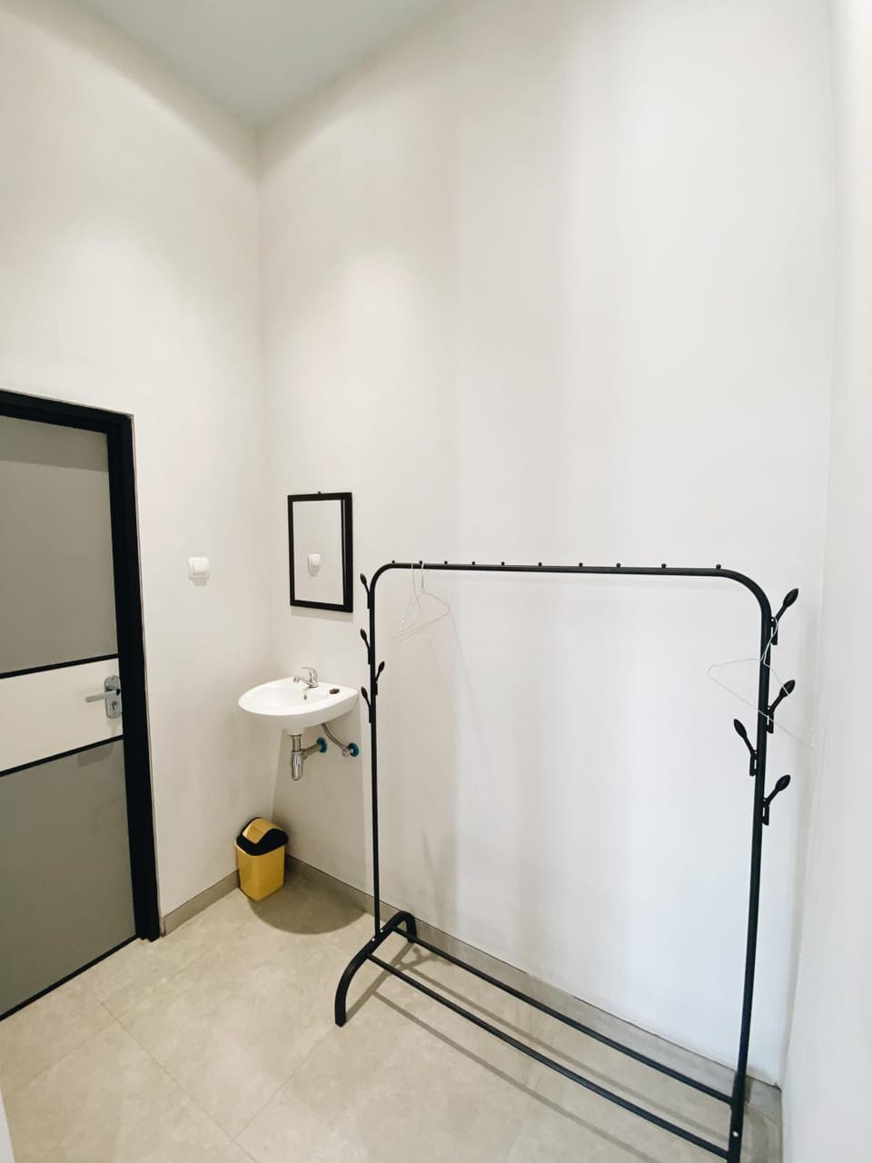 Bathroom, Photo of the whole room, Bedroom