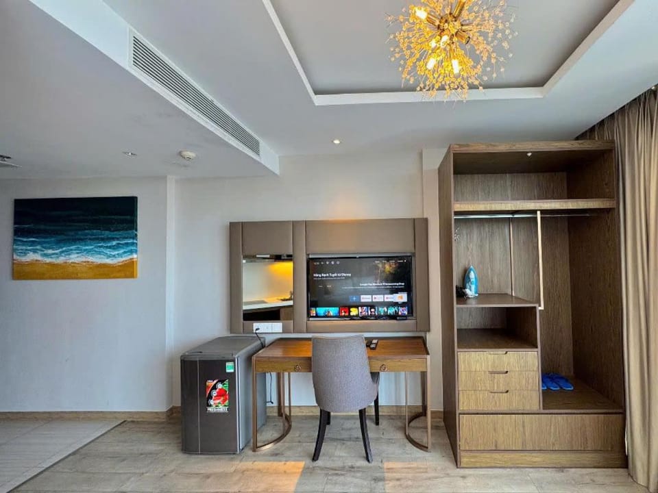 TV and multimedia, minibar