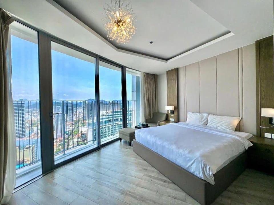 View (from property/room), Photo of the whole room