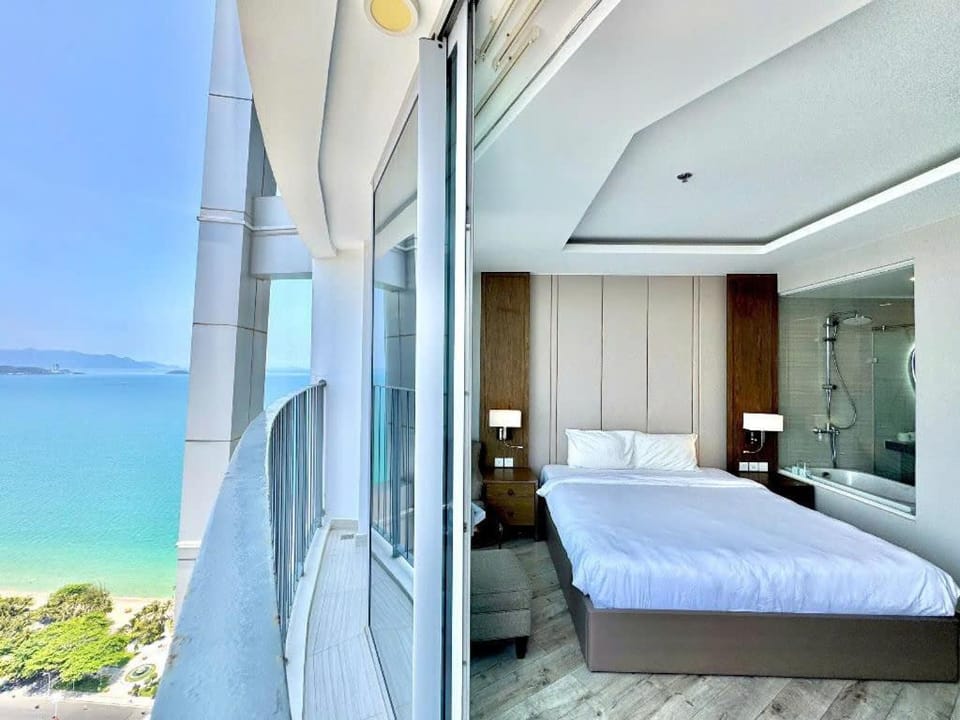 Bed, View (from property/room)