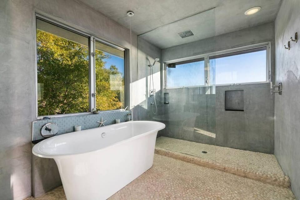 Malibu Secluded Escape Ocean View Zen House Villa in Topanga