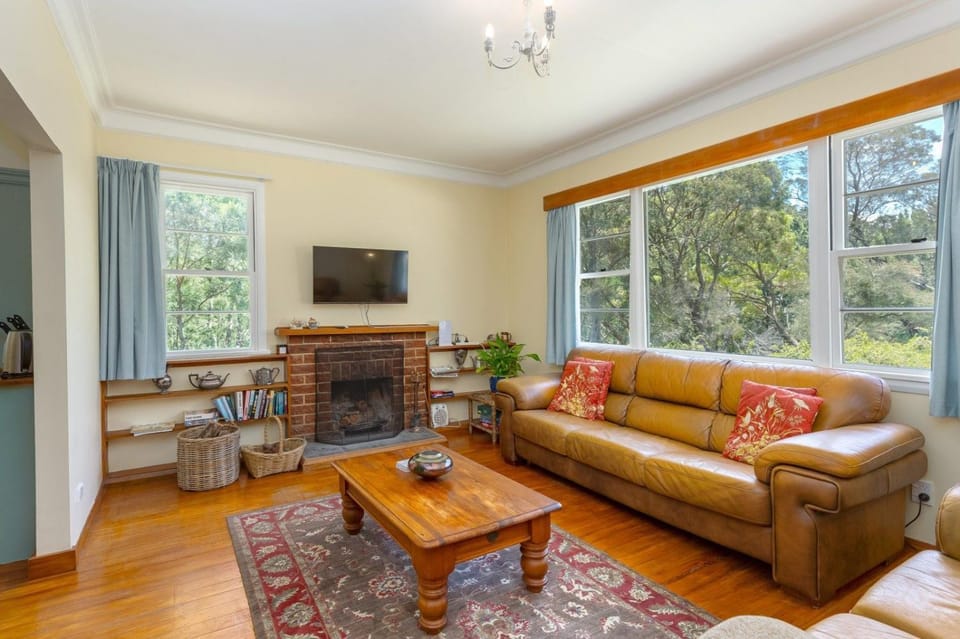 Tinui Food Forest Cottage House in Wellington Region