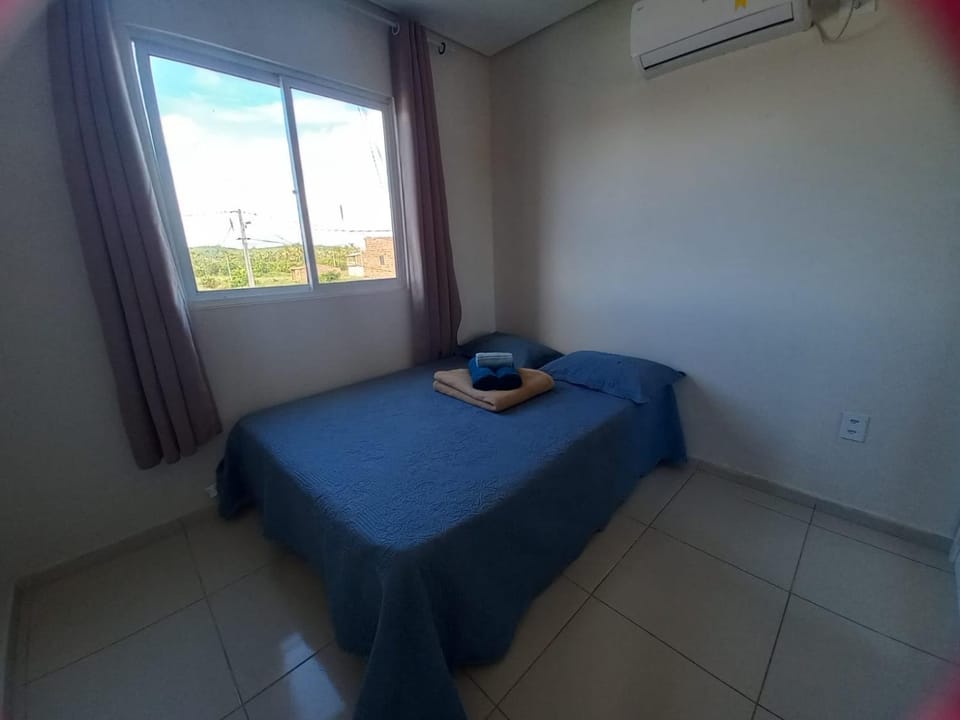 Bed, Bedroom, air conditioner