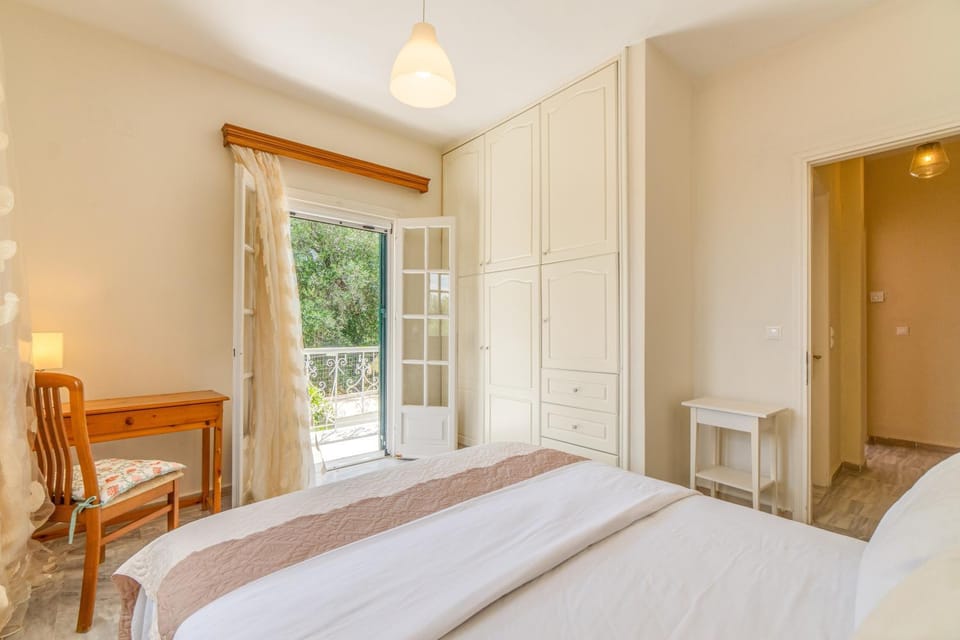 Property building, Living room, Bedroom