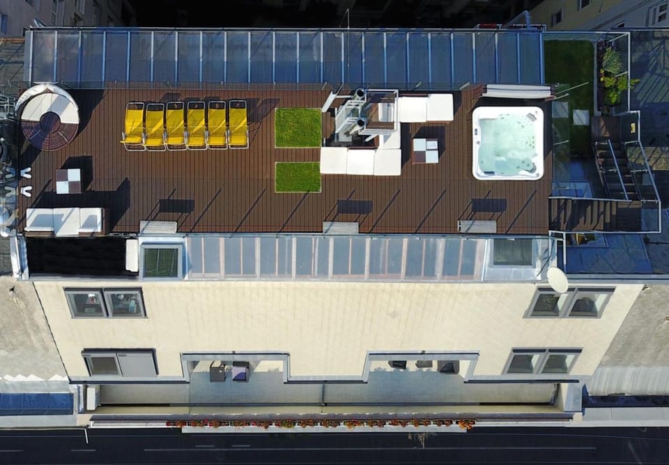 Property building, Bird's eye view
