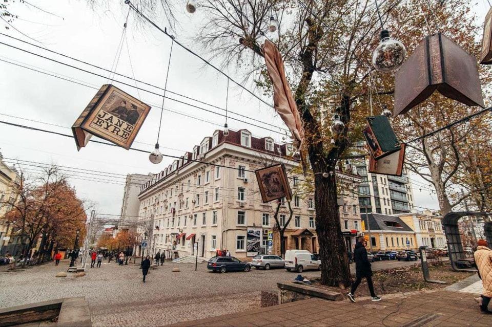 Cathedral Park and Pedestrian zone ultracentral cozy apartment in Chisinau Apartment in Chișinău