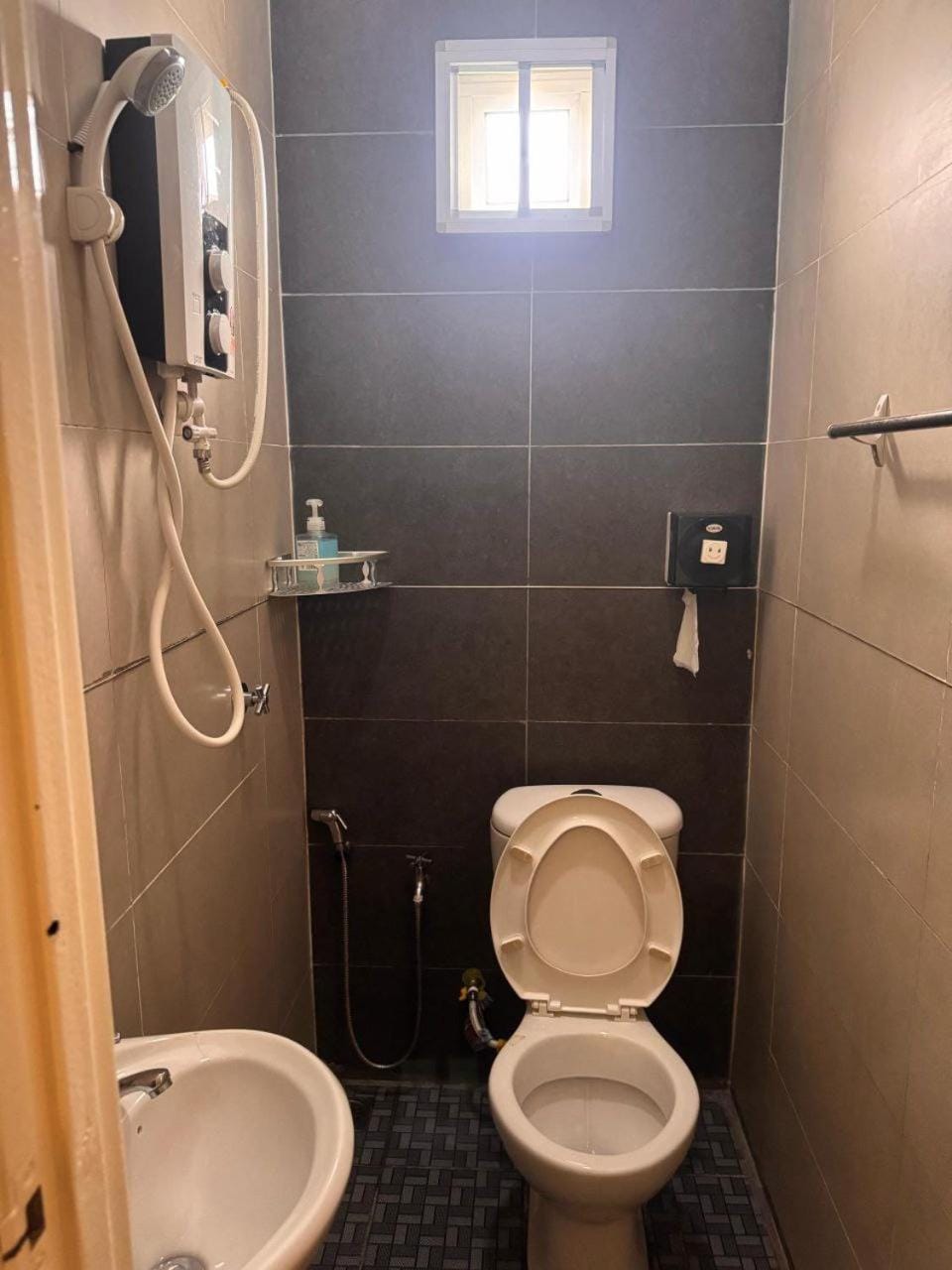 Shower, Toilet, Bathroom, bidet