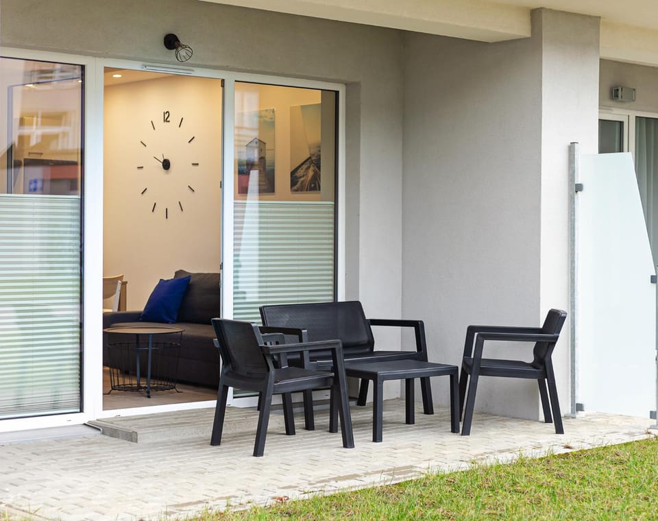 Patio, Garden, Balcony/Terrace