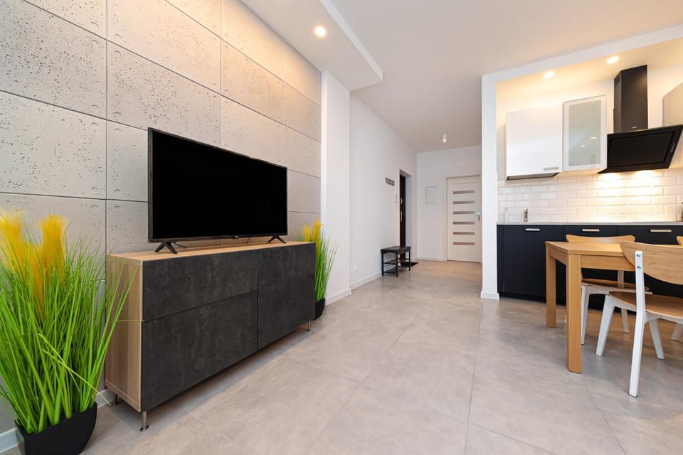 Communal lounge/ TV room, TV and multimedia, Kitchen or kitchenette, Dining area, oven