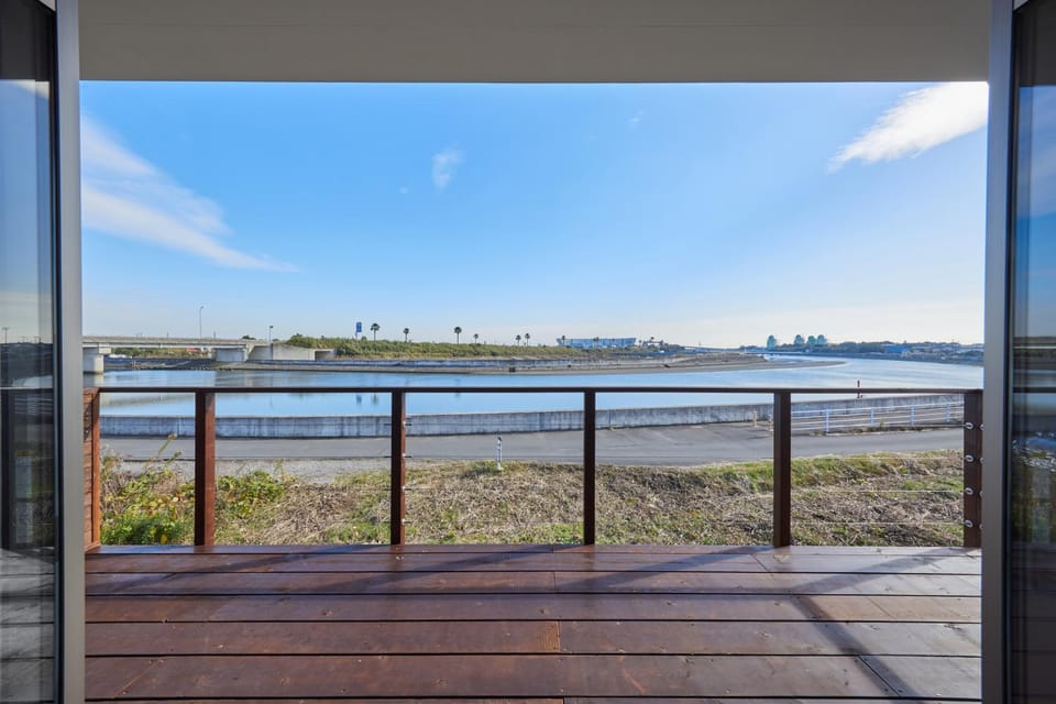 Day, View (from property/room), Balcony/Terrace, River view