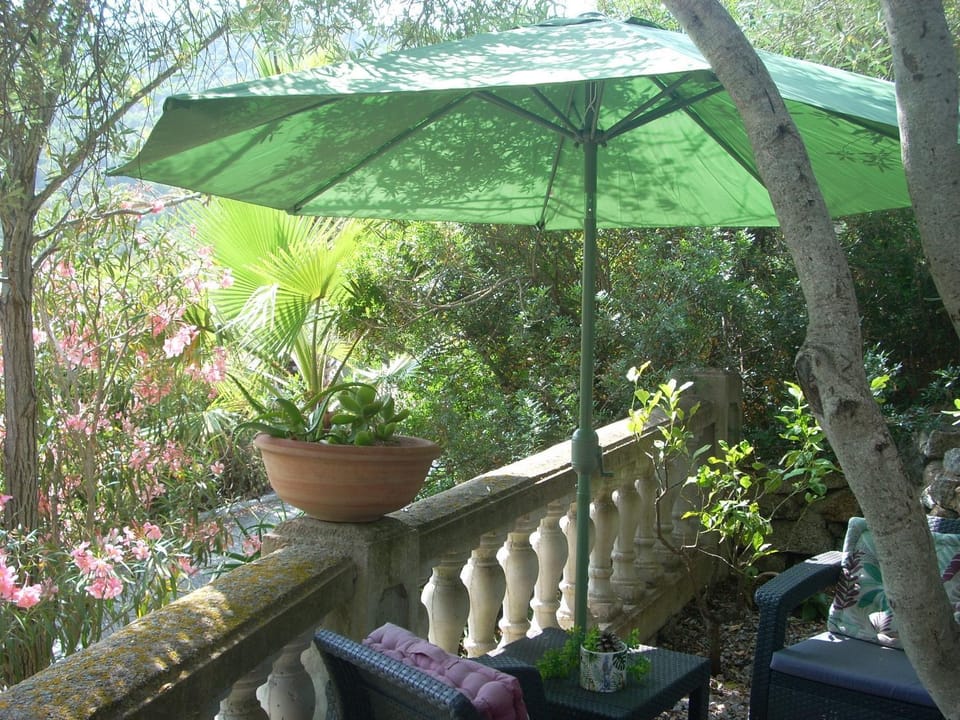 CHAMBRE INDEPENDANTE climatisée, cuisine d'été, piscine Vacation rental in Corsica