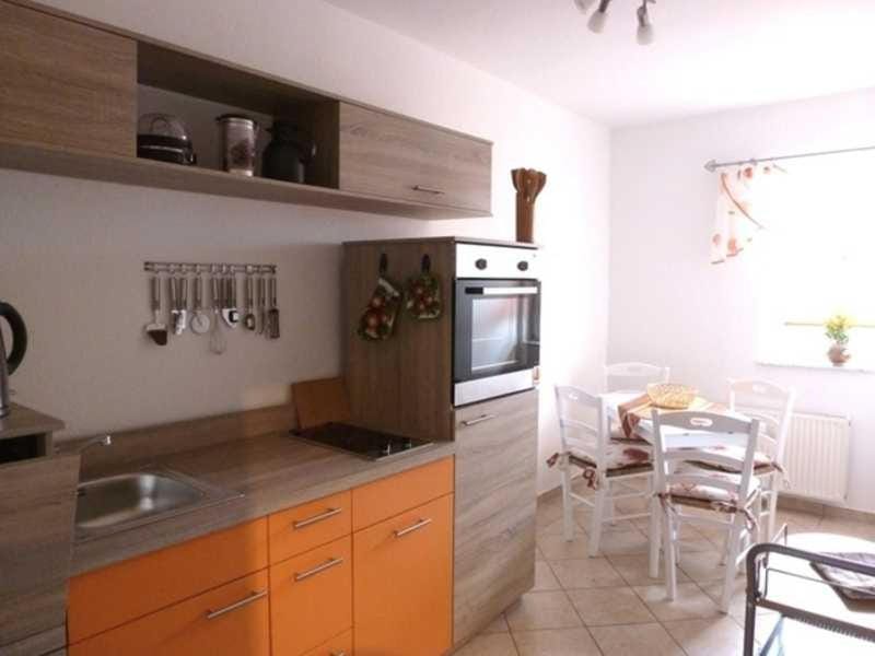 Dining area, minibar, pet friendly, stove
