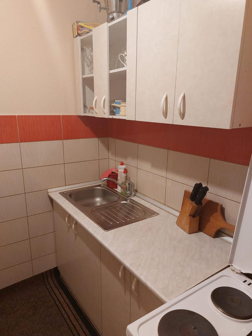 Kitchen or kitchenette, stove
