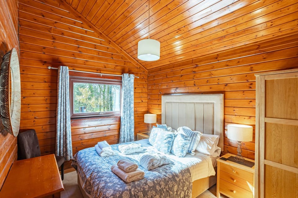 Bed, Bedroom, wardrobe