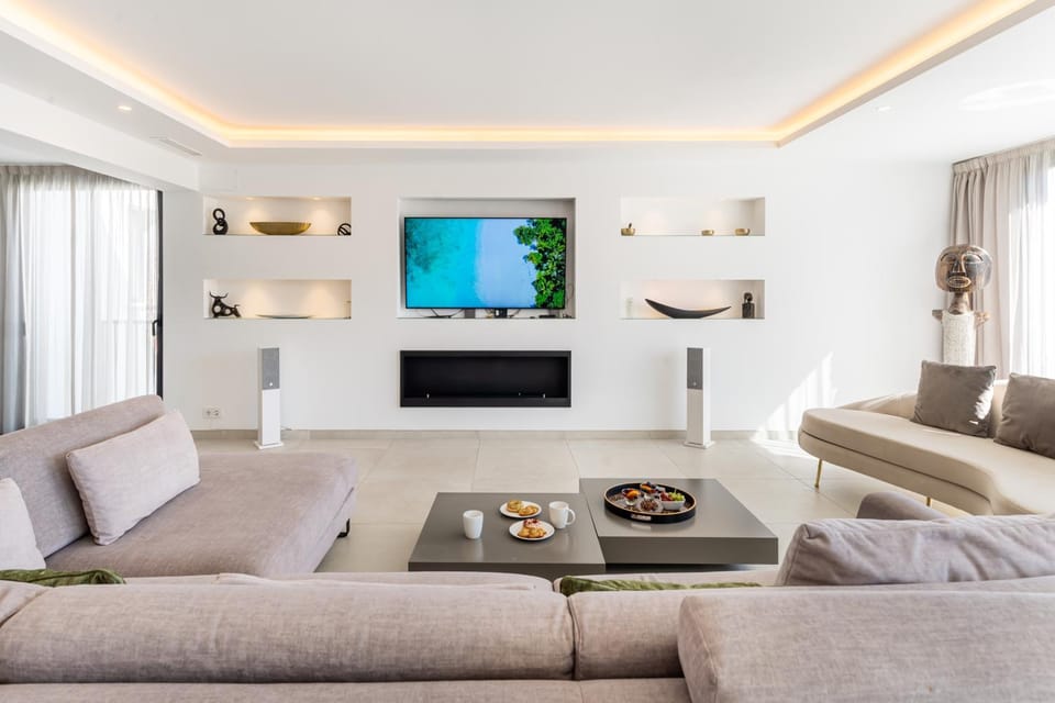 TV and multimedia, Living room, Seating area