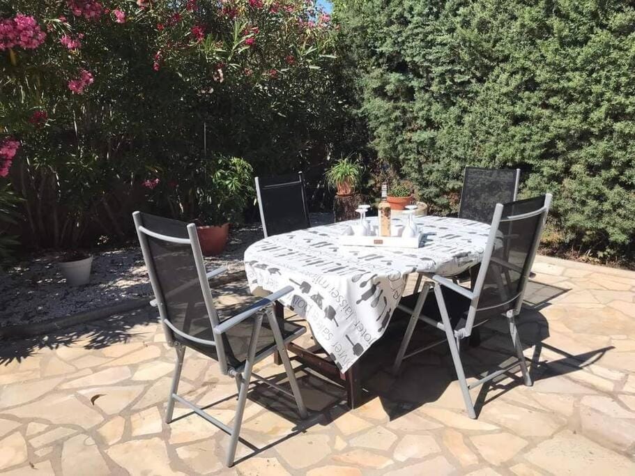 Au pied des gorges du blavet et à 20min des plages Apartment in Roquebrune-sur-Argens