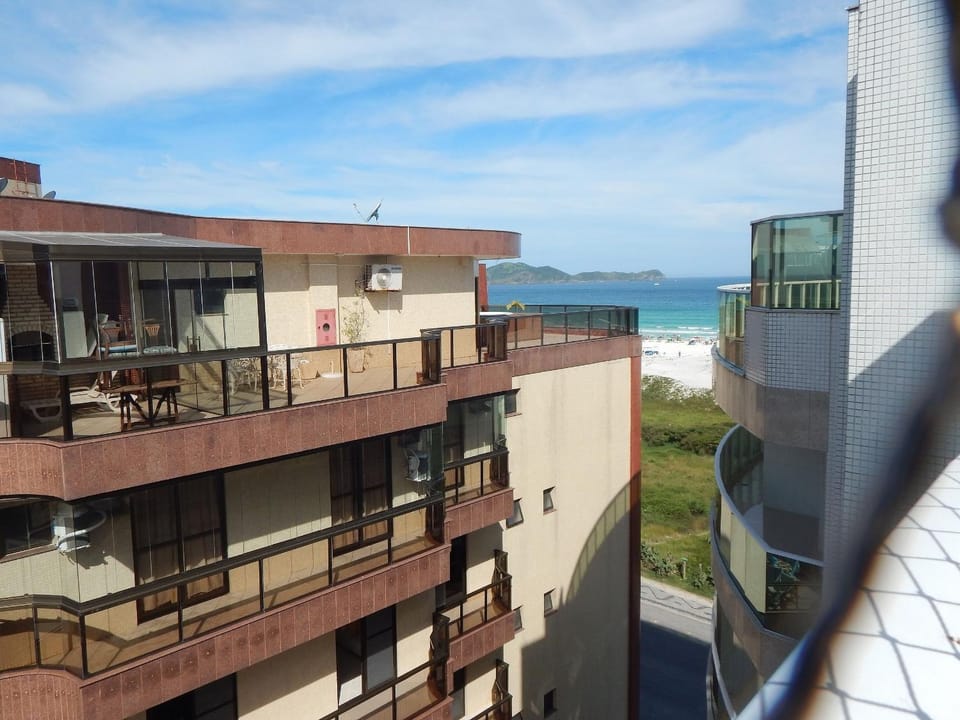 Cobertura de Luxo com Piscina e churrasqueira na Praia do Forte Apartment in Cabo Frio