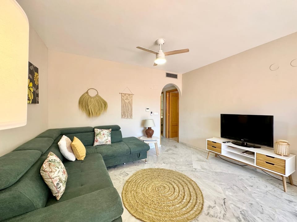 Living room, Lounge or bar