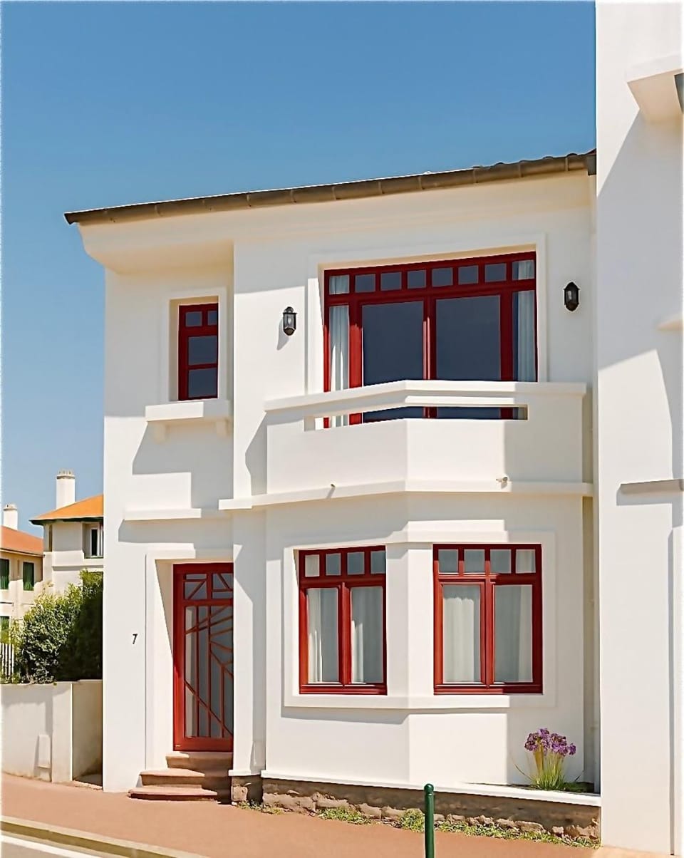 Maison entière VUE OCÉAN Côte des basques Villa in Biarritz