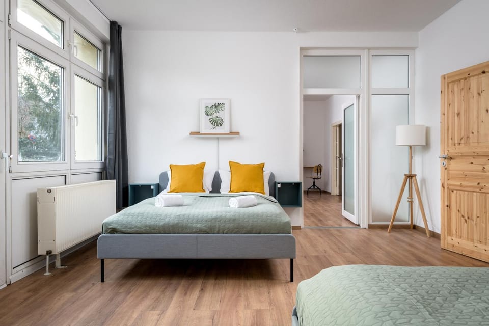 Bed, Photo of the whole room, Bedroom, internet