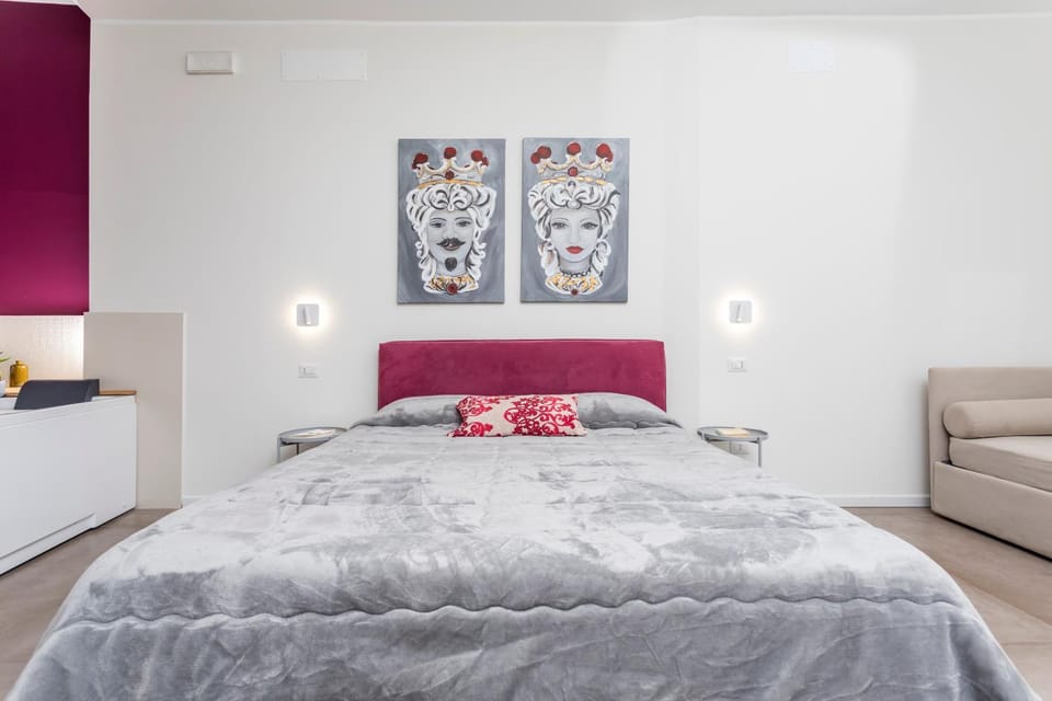 Living room, Bedroom