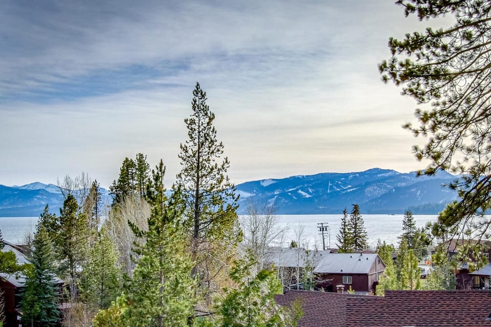 Talmont Trailhead Cabin Cabin in Tahoe City