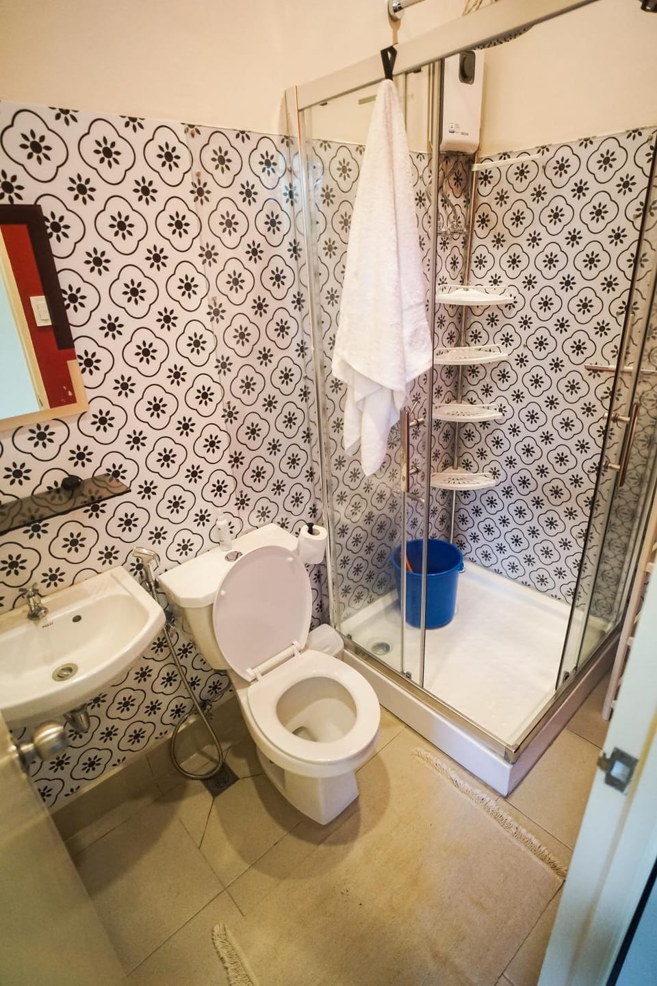 Shower, Toilet, Bathroom