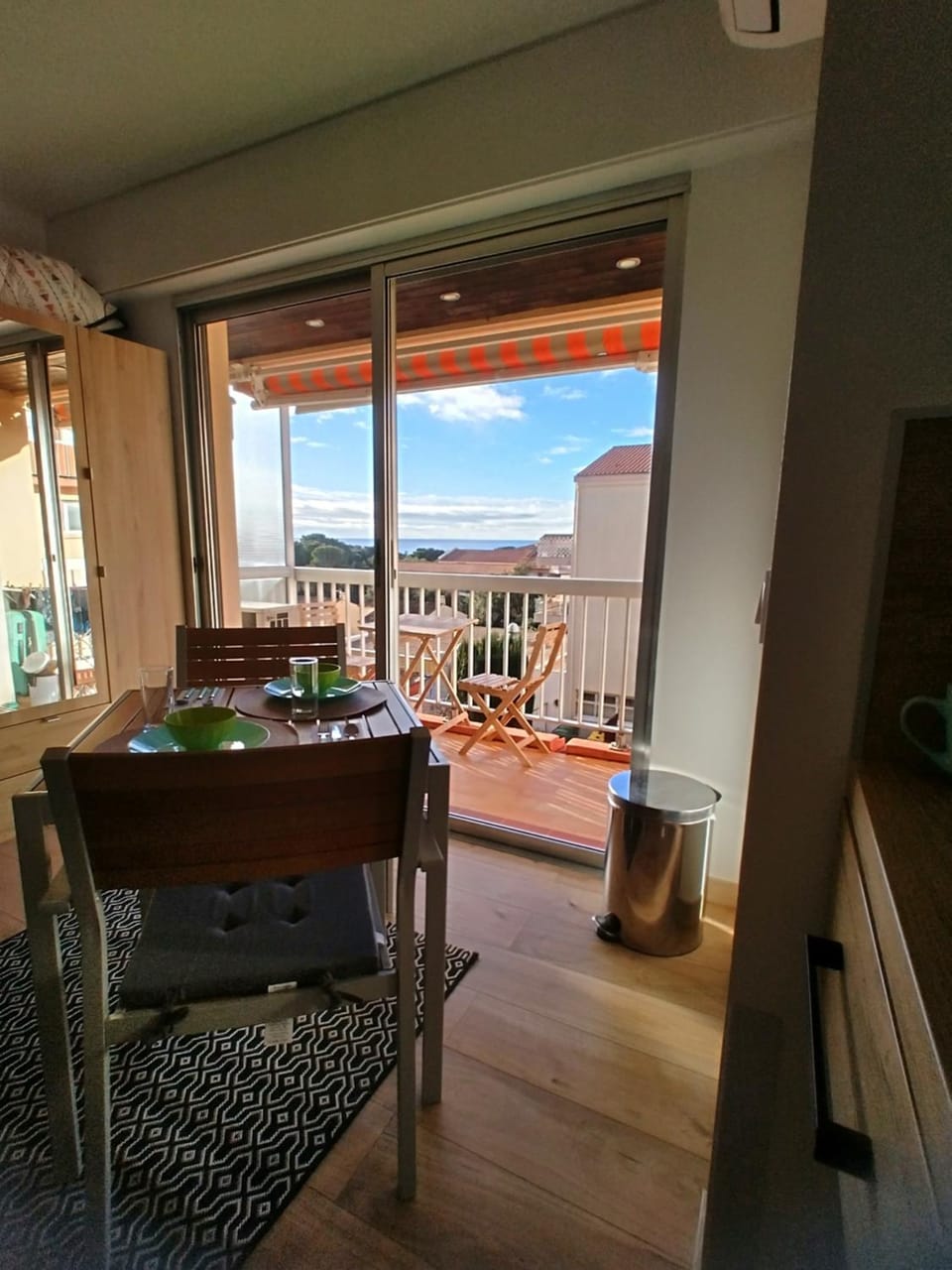 Balcony/Terrace, Living room, Seating area, Sea view