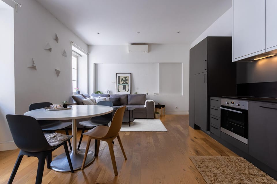 Kitchen or kitchenette, Living room, Dining area
