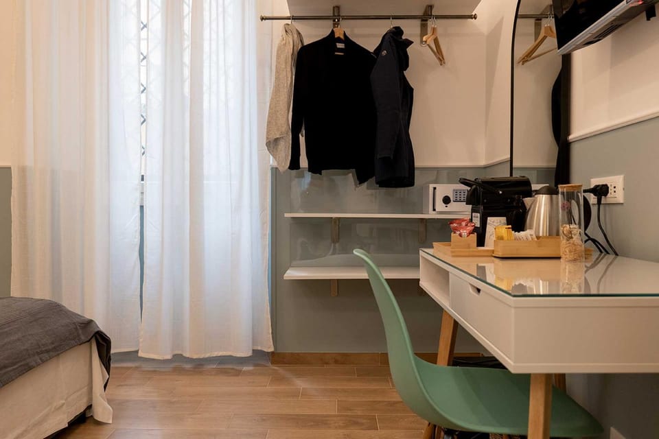 Smart Guesthouse Termini Bed and Breakfast in Rome