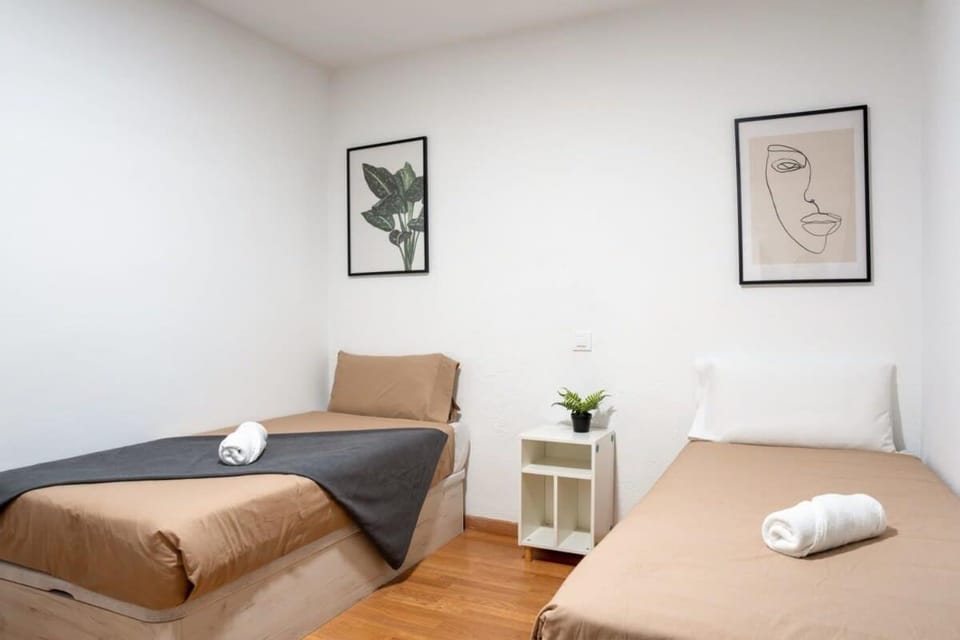 The Collection Barcelona - Plaza Urquinaona Central and comfortable 3BD Apartment in Barcelona