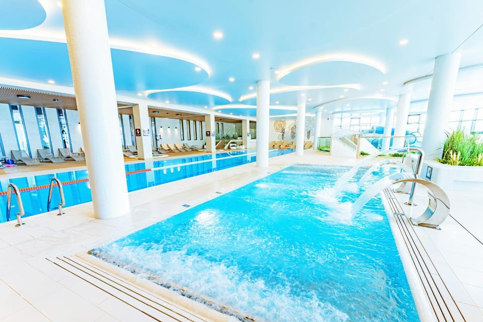 Horyzont Apartamenty -Polanki AQUA- Strefa SPA z basenem i fitness studio, prywatny garaż Apartment in West Pomeranian Voivodeship, Poland