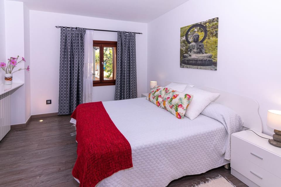 Living room, Bedroom