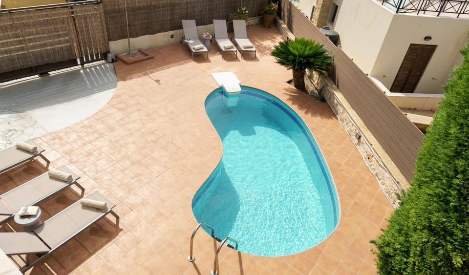 Garden, Pool view, Pool view, Swimming pool