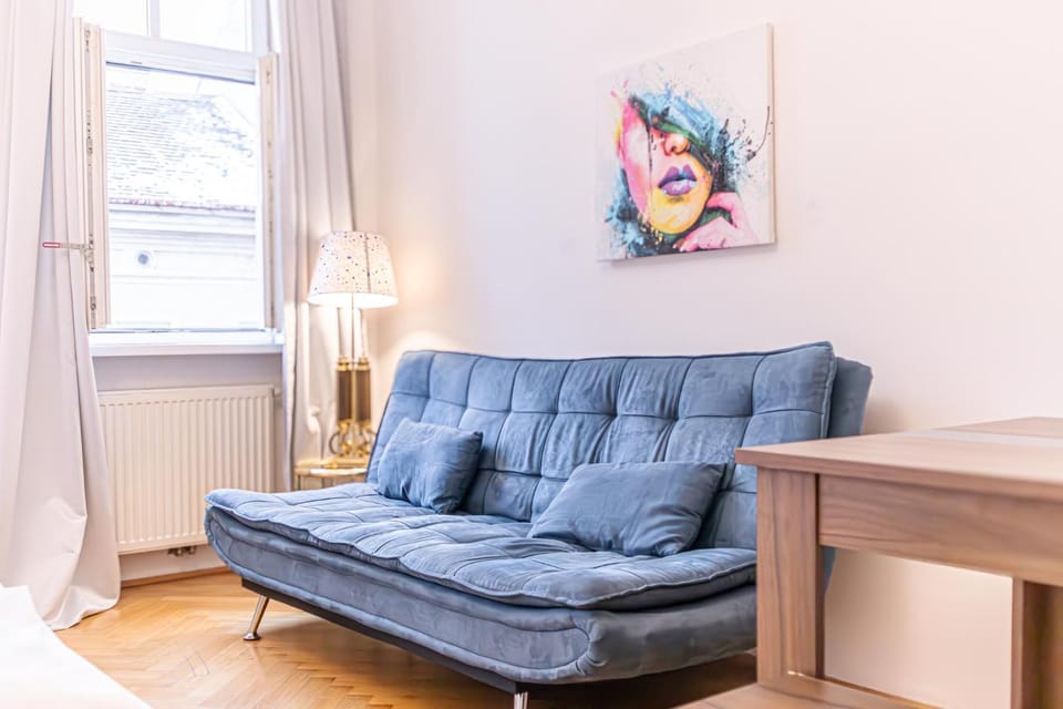 Property building, Seating area