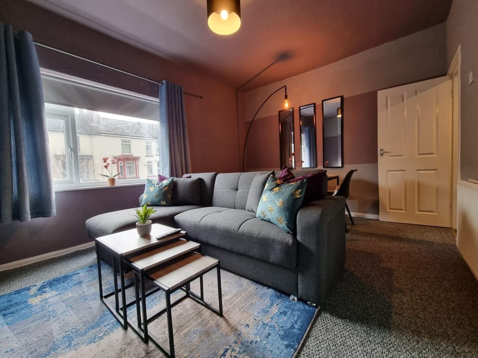 Living room, Seating area