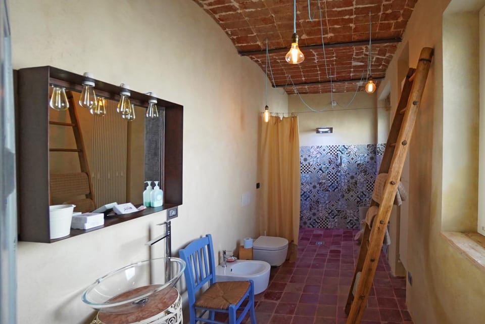 La Butte de Viaris Bed and Breakfast in Piedmont