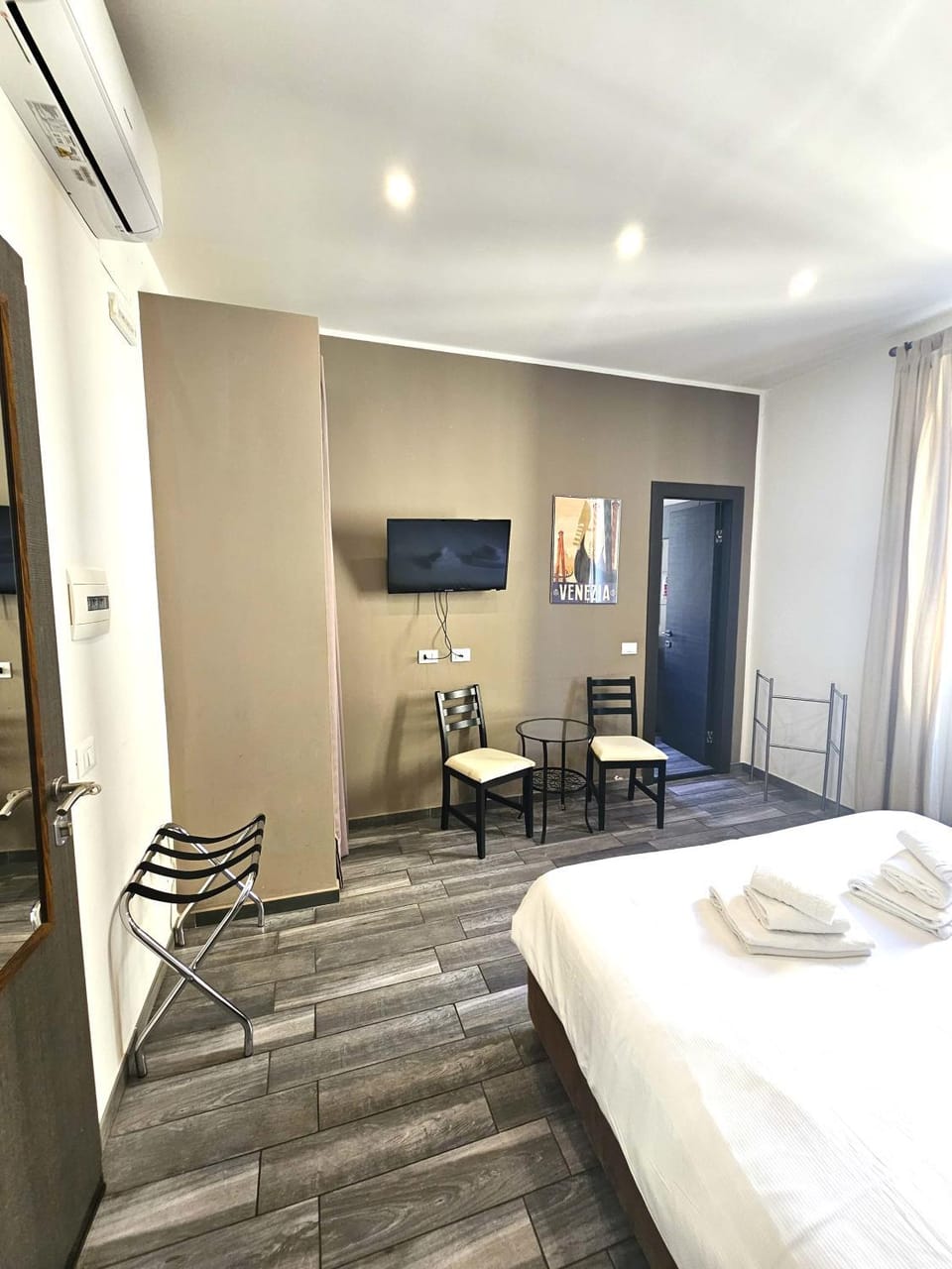 Bella Italia Mazzini Bed and Breakfast in Rome