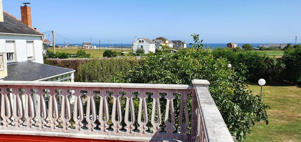 Property building, Garden, View (from property/room), Sea view