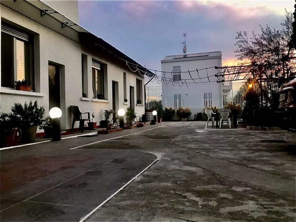 Parco Teramo - Navigli CIR 15146-LNI 299 Apartment in Milan