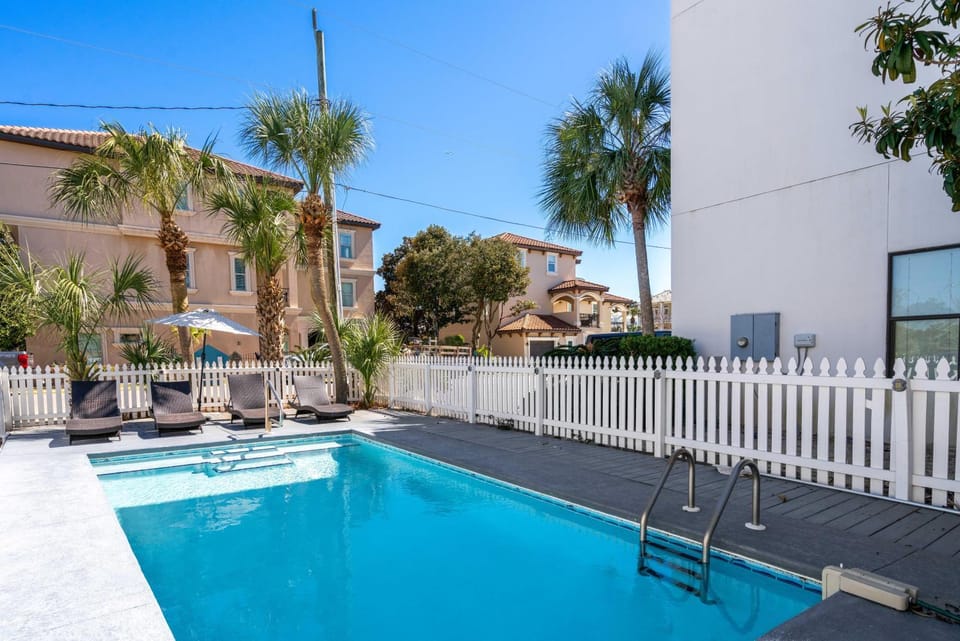 The Beverly House in Miramar Beach
