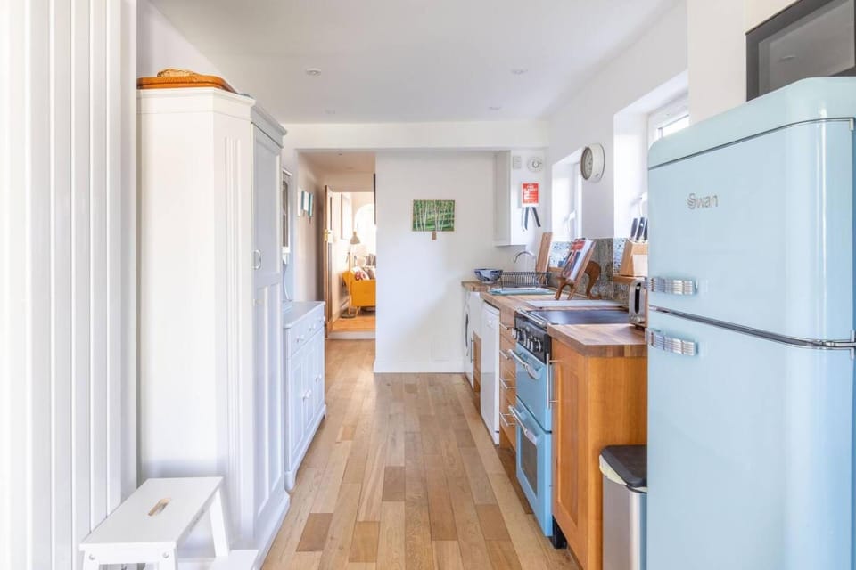 Painter Cottage House in Whitstable