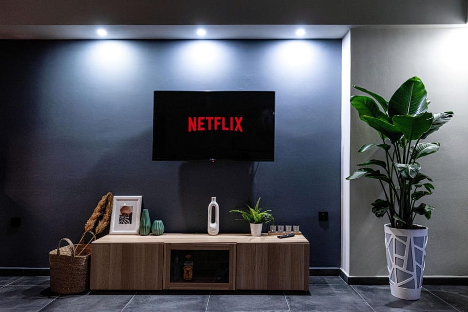TV and multimedia, Evening entertainment