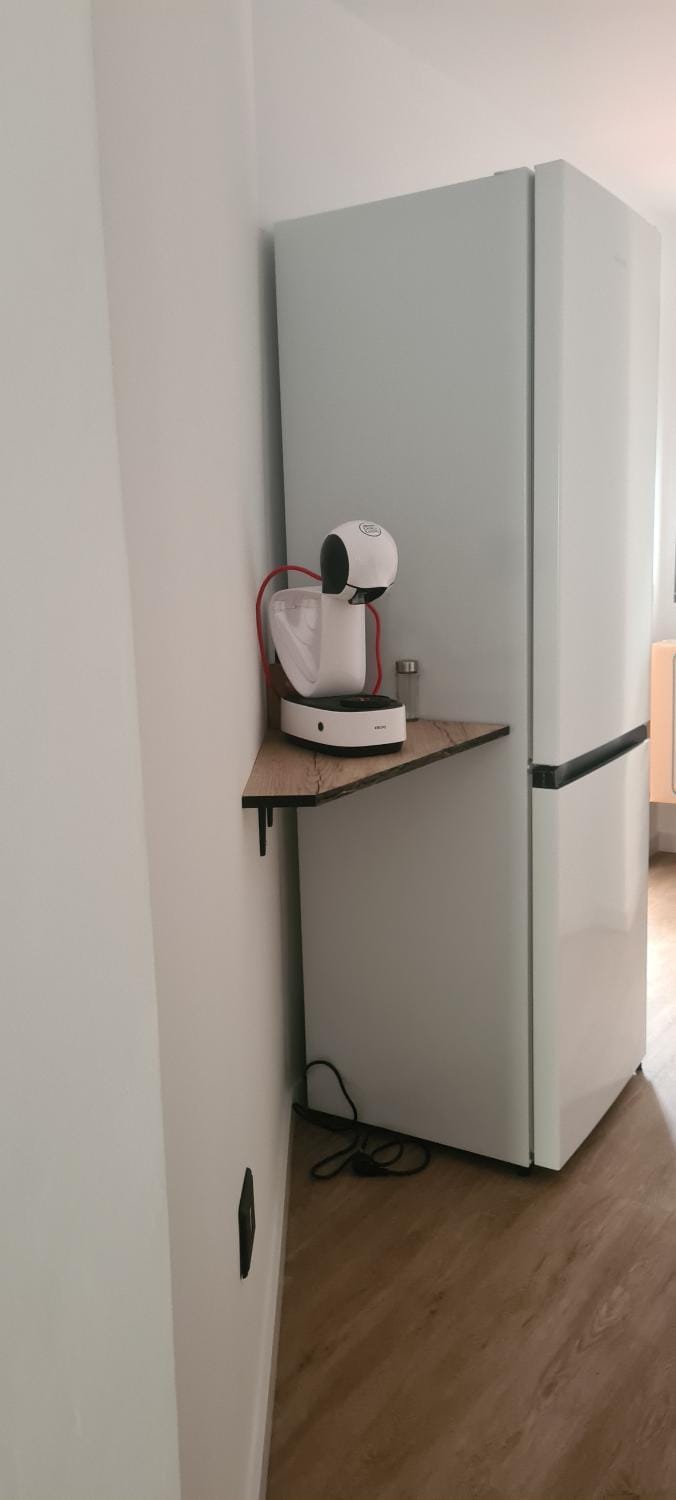 Coffee/tea facilities, Kitchen or kitchenette, oven