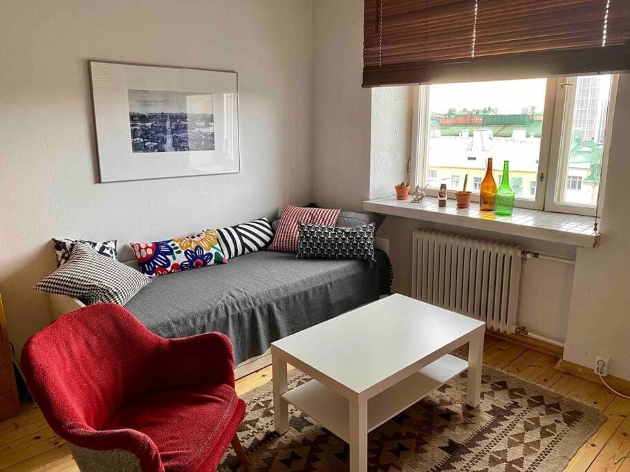 Studio apartment, view over the roofs for the sunrise Apartment in Helsinki