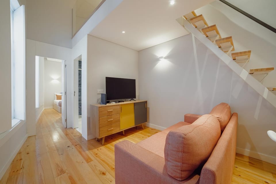 Communal lounge/ TV room, Living room