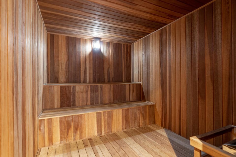 Property building, Sauna, Area and facilities