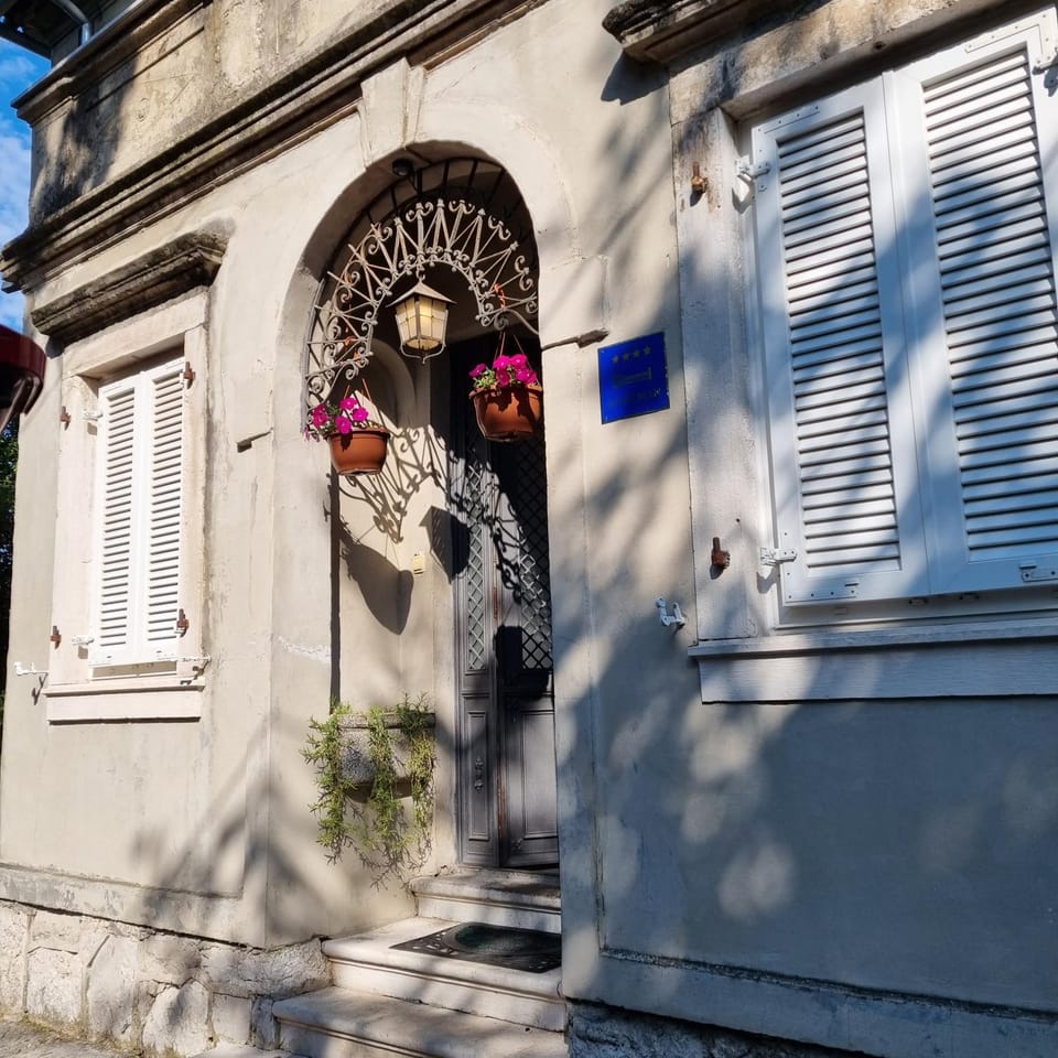Villa Carolina Apartment in Rijeka